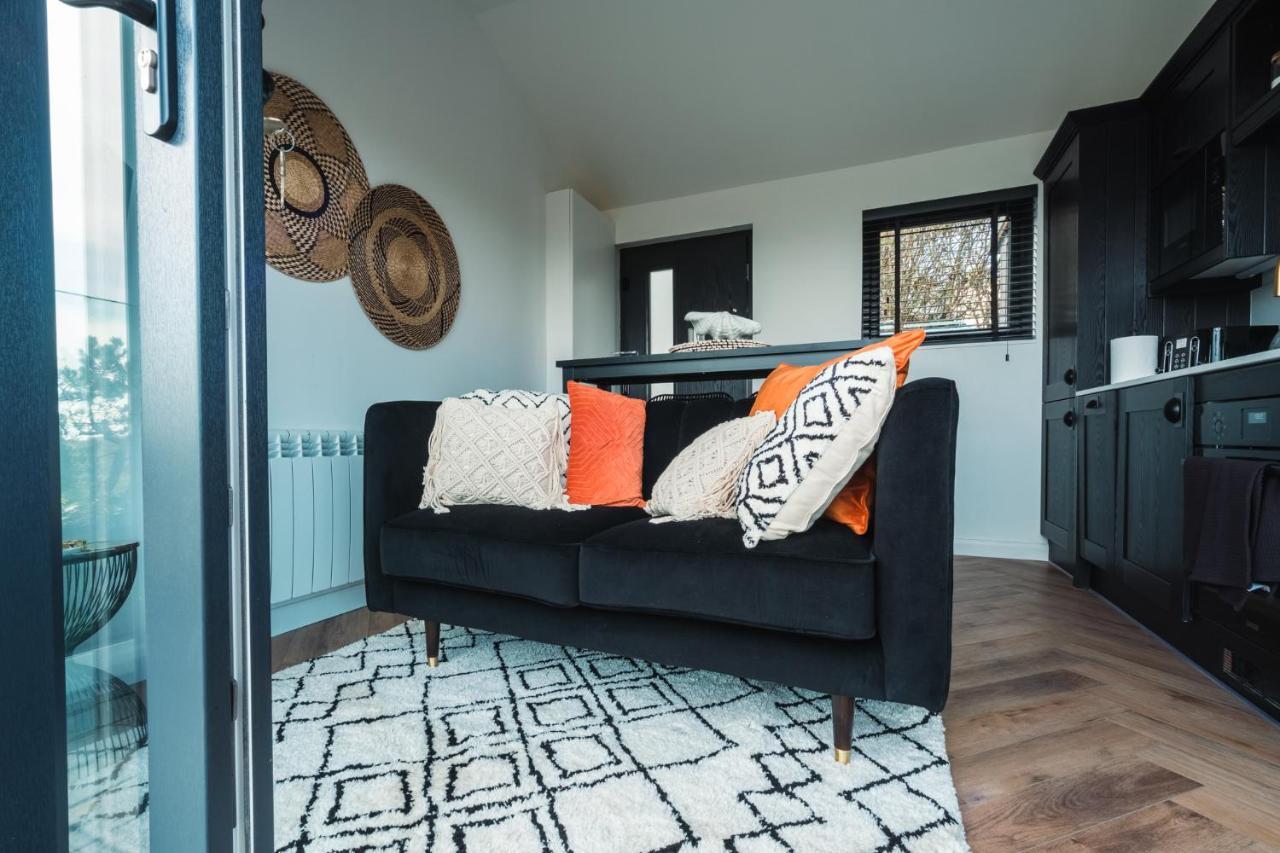 Priory Bay Escapes - Visum Appartement United Kingdom Buitenkant foto